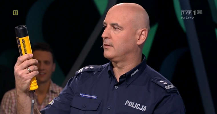 Inspektor Marek Konkolewski z KGP w programie "Świat się kręci" w TVP. Fot. youtube