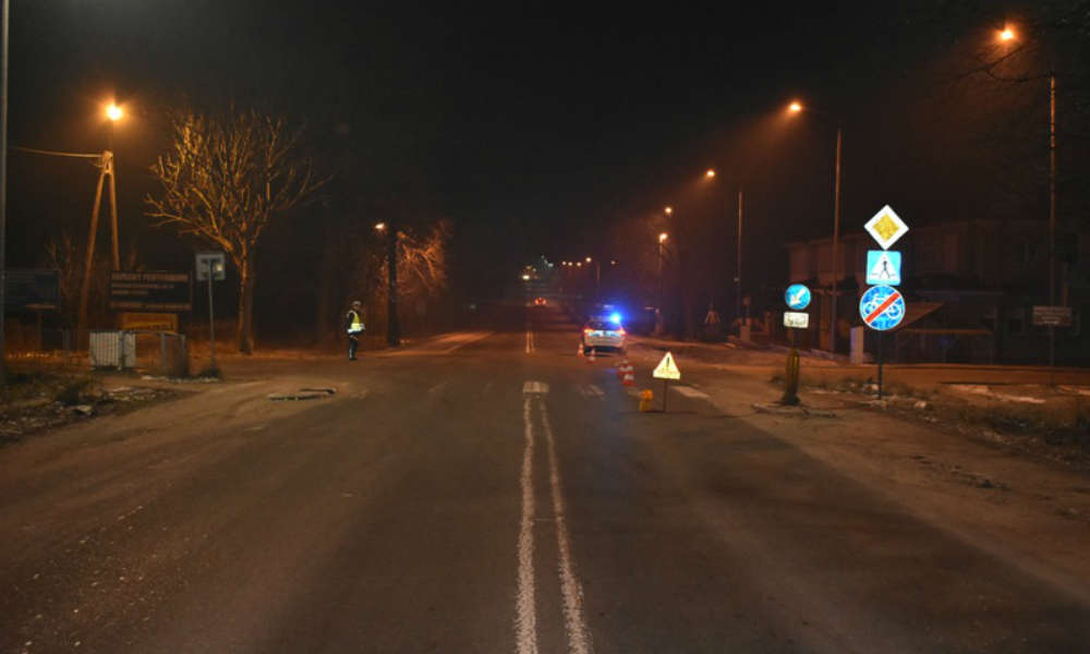 Dwóch kierowców wjechało w pieszą w Garwolinie. 18-latka nie przeżyła wypadku. Fot. Policja