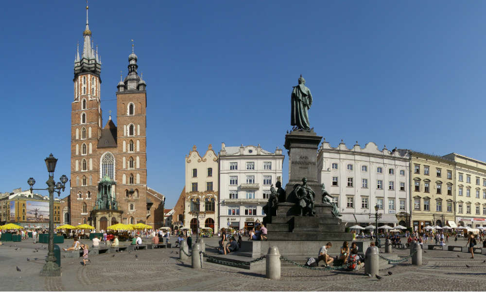 Rynek Główny w Krakowie. Fot. Andrzej Otrębski/CC ASA 4.0