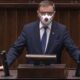 Poseł PiS Jerzy Polaczek, były minister transportu przekonywał w Sejmie, że zmiana prawa to ogromna szansa na poprawę bezpieczeństwa ruchu drogowego w Polsce Źródło: Sejm