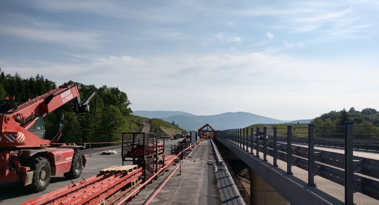 Budowa drogi ekspresowej S7 na odcinku Lubień - Naprawa. Czerwiec 2021 r. Źródło: GDDKiA