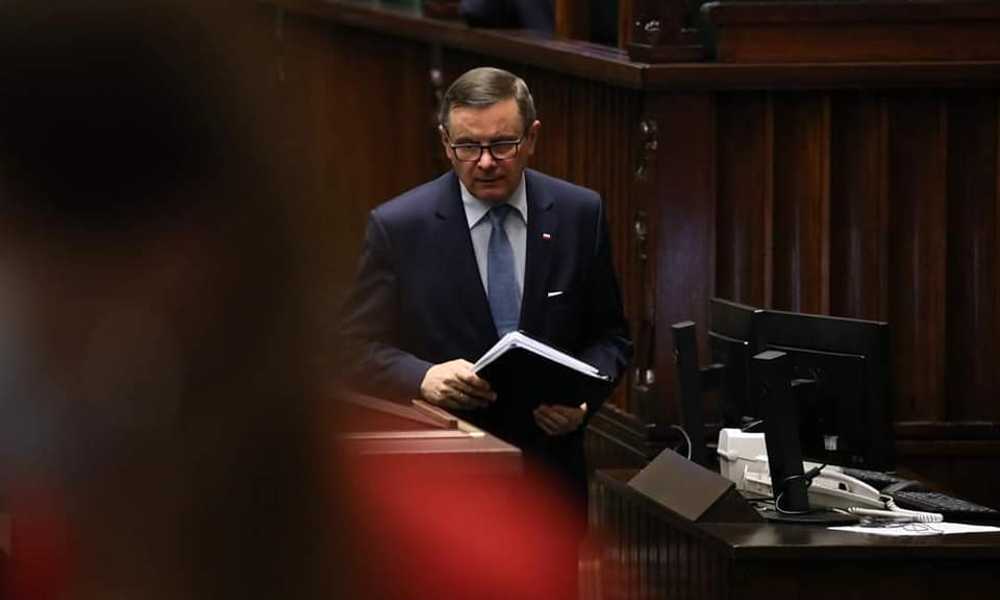 Poseł Jerzy Polaczek był sprawozdawcą przyjętej dziś nowelizacji podwyższającej kary za wykroczenia drogowe Fot. Kancelaria Sejmu