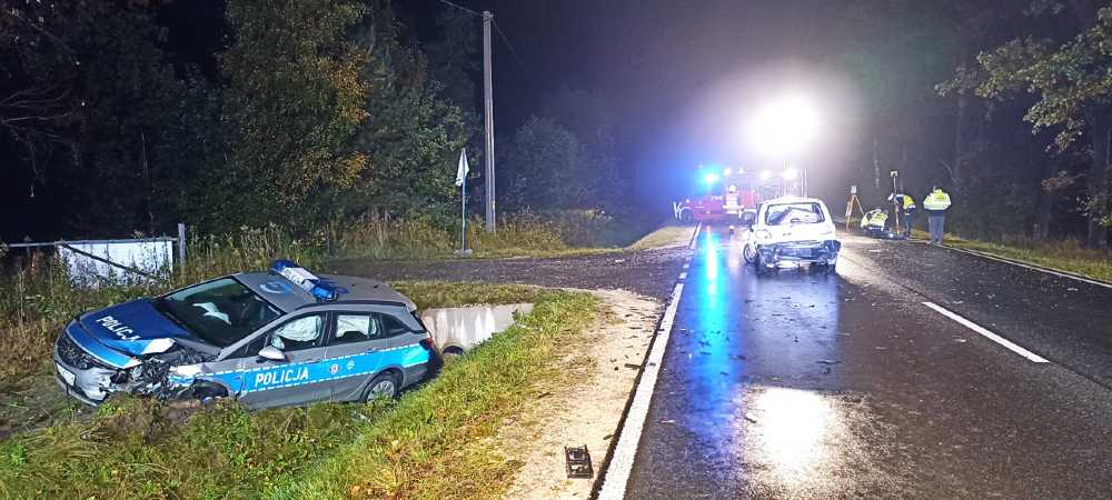 W Nowym Żukowie poszkodowani zostali dwaj policjanci i 18-letni kierowca matiza Fot. Facebook/OSP Lisia Góra
