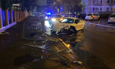 Rozbite porsche Cayman firmy Panek Źródło: Facebook/Panek