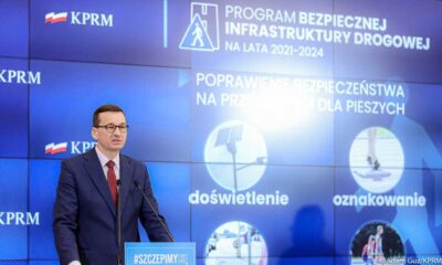 Premier Mateusz Morawiecki ogłaszający Program Bezpiecznej Infrastruktury Drogowej na lata 2021-2024 Fot. Adam Guz/KPRM