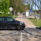 Kierowcy w Puławach holowali samochód liną, która nie spełniała wymagań zapisanych w prawie Fot. Policja