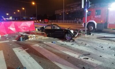 W wypadku spowodowanym przez młodego kierowcę w Rzgowie śmierć poniosły trzy osoby, czwarta jest ranna Fot. Twitter/KWP w Łodzi