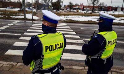 Policjanci podczas akcji "Niechronieni uczestnicy ruchu drogowego" Źródło: Policja.pl