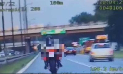 Motocyklista dostał mandaty na łączną kwotę 13 tys. zł Fot. Policja