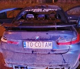 BMW rozbite przez 21-latka podczas Illegal Night Kielce w sobotę Fot. Policja