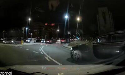 Kadr z nagrania sporu między kierowcami na rondzie Źródło: Facebook/Obywatele Ursynowa